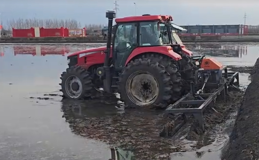 馳陽(yáng)平刮刮平地機(jī)